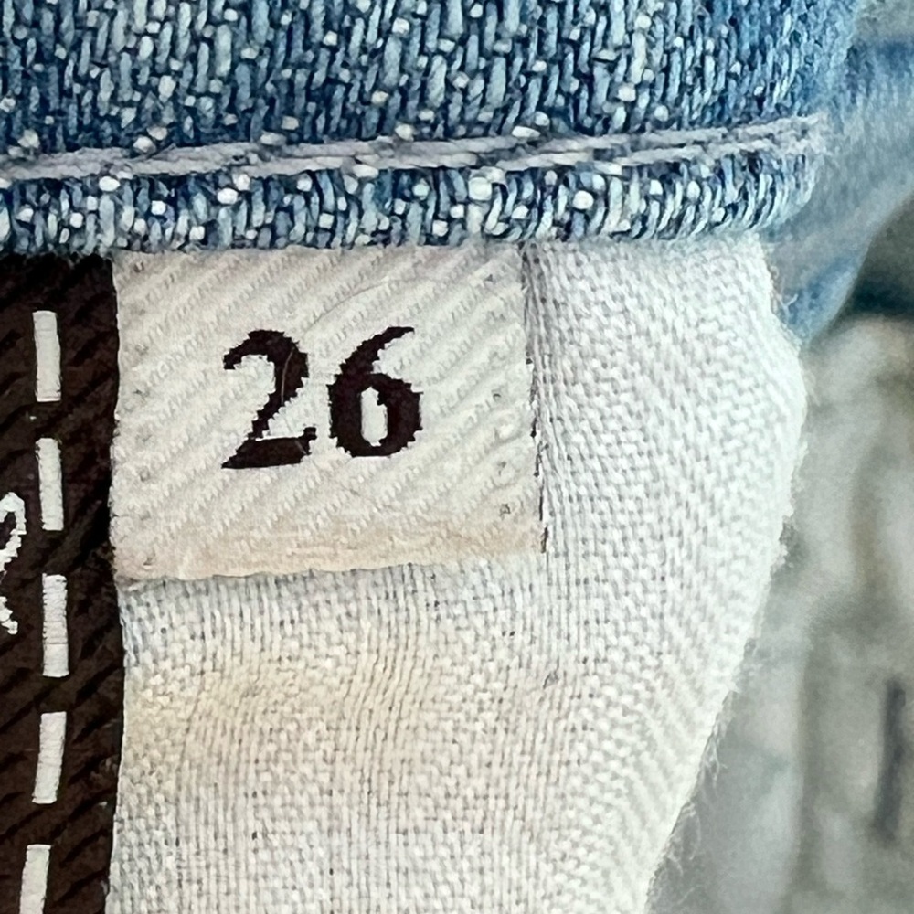 Mid Rise Denim Jeans Short 7 For All Mankind size 26 - Picture 10 of 10